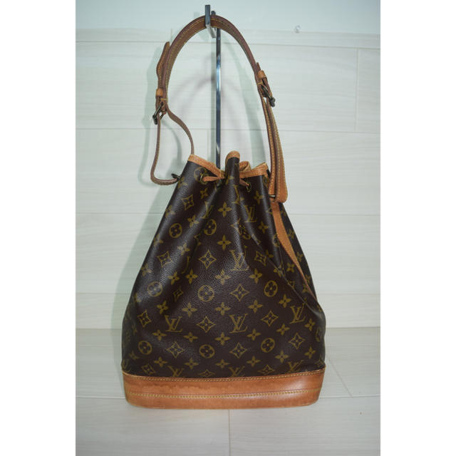 LOUIS VUITTON(ルイヴィトン)のルイヴィトン　ノエ　モノグラム レディースのバッグ(ショルダーバッグ)の商品写真