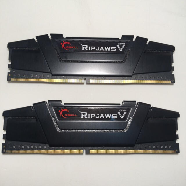 g.skill Ripjaws V Series DDR4 3600 16GB スマホ/家電/カメラのPC/タブレット(PCパーツ)の商品写真