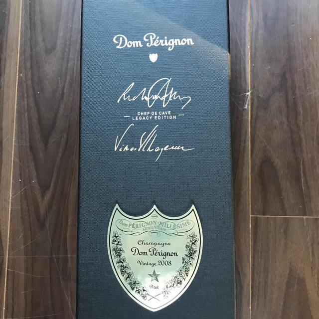 箱付きドンペリニヨン Don Perignon Vintage 2008