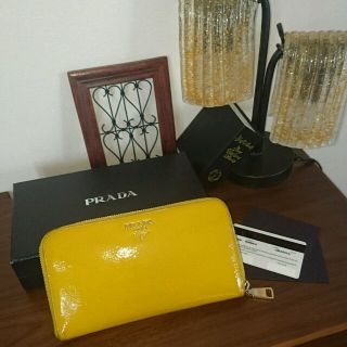 プラダ(PRADA)の✴PRADA✴ラウンドファスナー(財布)