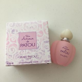 ジャンパトゥ(JEAN PATOU)のアムールドパトゥ 30ml(香水(女性用))