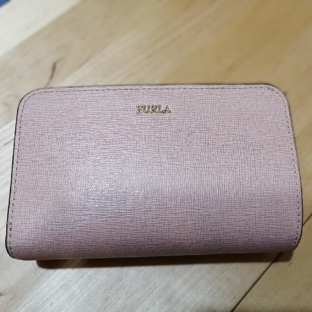 FURLA 二つ折り財布