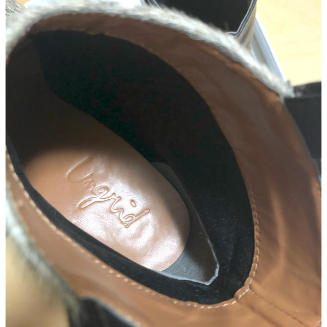 Ungrid(アングリッド)のungrid ファー　ブーツ レディースの靴/シューズ(ブーティ)の商品写真