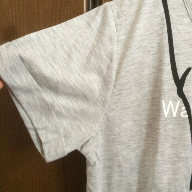 HONEYS(ハニーズ)のＴシャツ カメラプリント♡ レディースのトップス(Tシャツ(半袖/袖なし))の商品写真