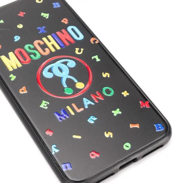 MOSCHINO(モスキーノ)のMOSCHINO モスキーノ iPhone XS Max ケース アルファベット スマホ/家電/カメラのスマホアクセサリー(iPhoneケース)の商品写真