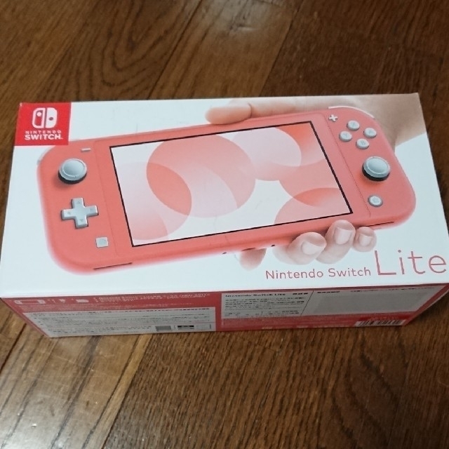 家庭用ゲーム機本体 ニンテンドー スイッチライト コーラル Switch