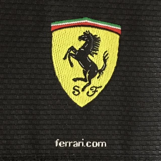 Ferrari(フェラーリ)のフェラーリ ダウンベスト サイズL 黒 冬物 レディースのジャケット/アウター(ダウンベスト)の商品写真