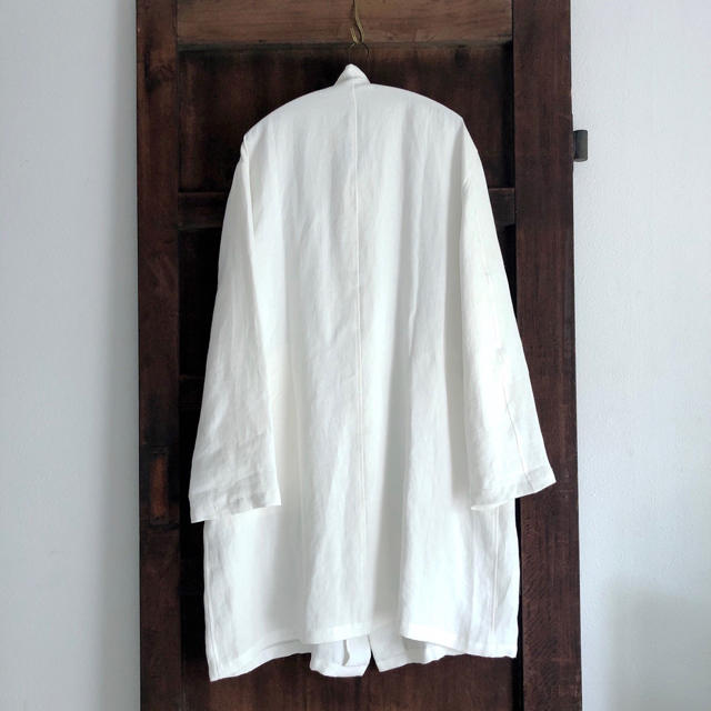 Paul Harnden(ポールハーデン)の美品 Bergfabel Unlined Oversize coat White レディースのジャケット/アウター(ロングコート)の商品写真