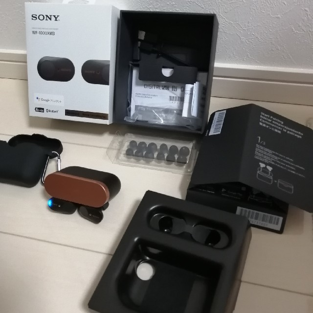 SONY(ソニー)の美品　SONY WF-1000XM3 スマホ/家電/カメラのオーディオ機器(ヘッドフォン/イヤフォン)の商品写真