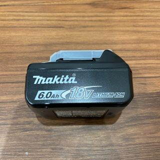 マキタ(Makita)の新品　マキタ　純正バッテリー　ＢＬ１８６０Ｂ　18Ｖ　6.0Ａh(バッテリー/充電器)