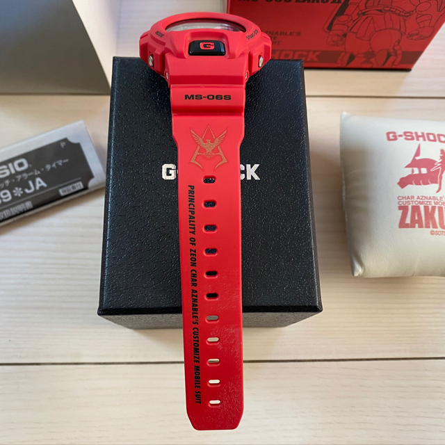 シャア専用ザクG-SHOCK　ガンダム30周年記念モデル