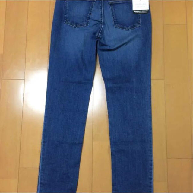 Calvin Klein(カルバンクライン)の新品・タグ付【Calvin Klein Jeans】ストレート デニム ジーンズ レディースのパンツ(デニム/ジーンズ)の商品写真