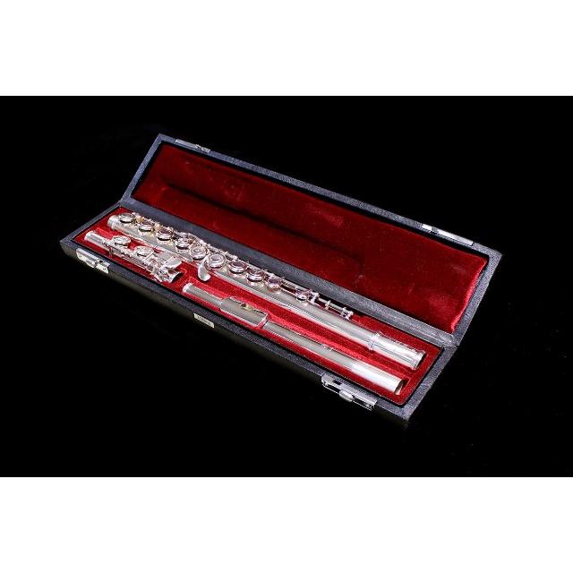 専用出品 YAMAHA YFL-451 フルート 専用出品 YAMAHA YFL-451 フルート