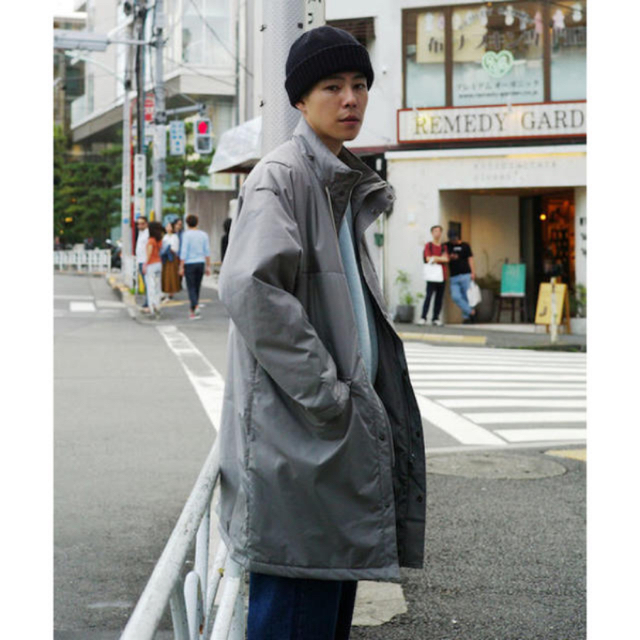 COMOLI(コモリ)のAURALEE FINX NYLON BATTING HOODED COAT メンズのジャケット/アウター(モッズコート)の商品写真