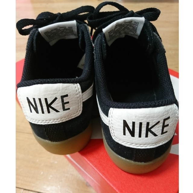 NIKE(ナイキ)の美品 NIKE スニーカー 22.5㎝ キッズ/ベビー/マタニティのキッズ靴/シューズ(15cm~)(スニーカー)の商品写真