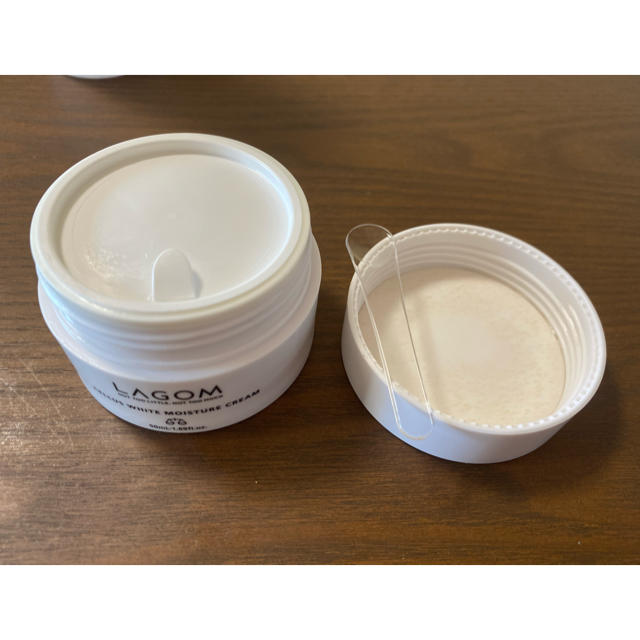 LAGOM(ラーゴム)のラゴム LAGOM エッセンストナー　ホワイトモイスチャークリーム コスメ/美容のスキンケア/基礎化粧品(化粧水/ローション)の商品写真
