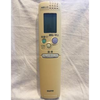 サンヨー(SANYO)のSANYOエアコンリモコン　RCS-SR3(エアコン)