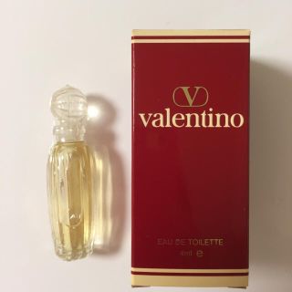 ヴァレンティノ(VALENTINO)の新品未使用ミニ香水4ml ヴァレンティノ(香水(女性用))