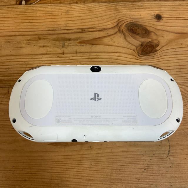 PlayStation Vita(プレイステーションヴィータ)のSONY PlayStationVITA 本体  PCH-2000 ZA12 エンタメ/ホビーのゲームソフト/ゲーム機本体(携帯用ゲーム機本体)の商品写真