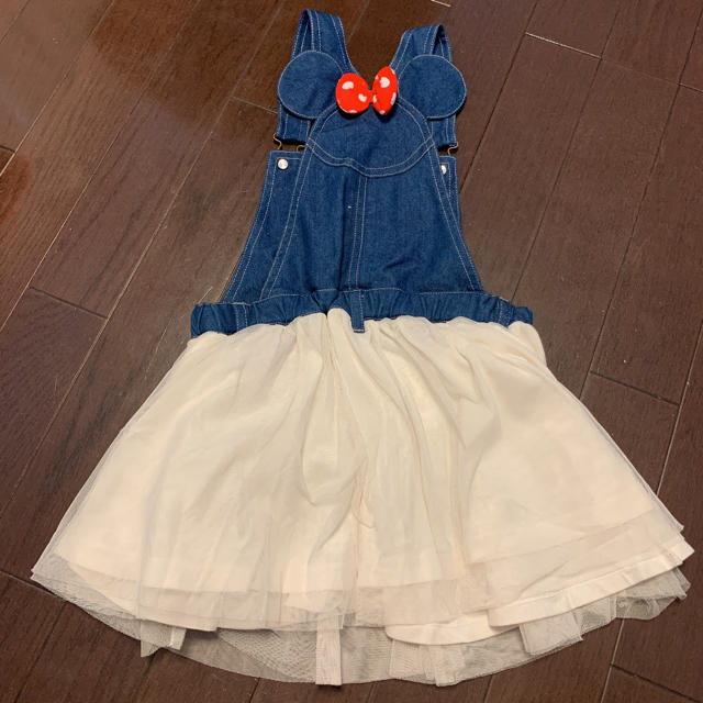 futafuta(フタフタ)の【新品】Minnieちゃん　デニム ジャンパースカート キッズ/ベビー/マタニティのキッズ服女の子用(90cm~)(ワンピース)の商品写真