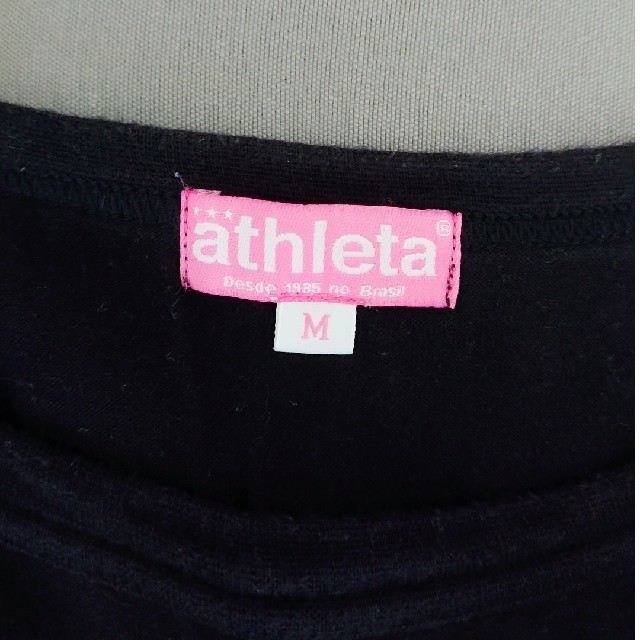 ATHLETA(アスレタ)のATHLETA■Tシャツ(ブラック) レディースのトップス(Tシャツ(半袖/袖なし))の商品写真