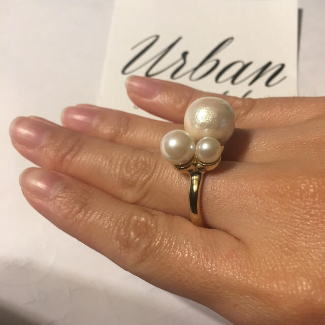 URBAN RESEARCH(アーバンリサーチ)のコットンパールリング レディースのアクセサリー(リング(指輪))の商品写真