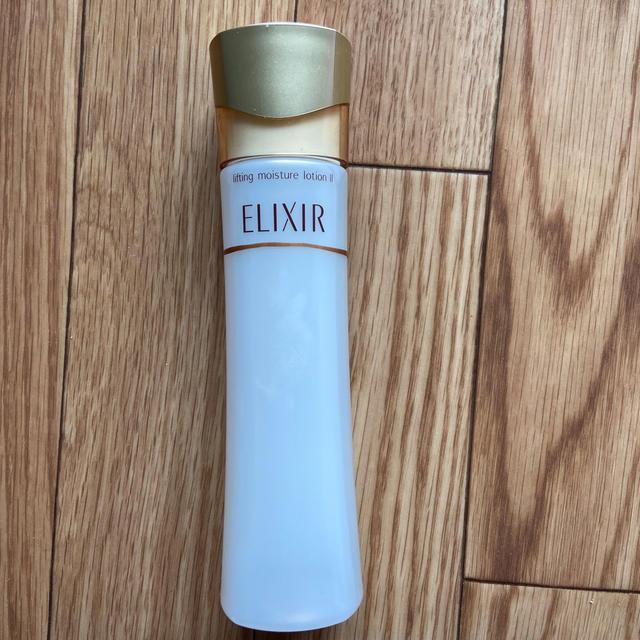 ELIXIR(エリクシール)のエリクシールシュペリエルリフトモイストローションII コスメ/美容のスキンケア/基礎化粧品(化粧水/ローション)の商品写真