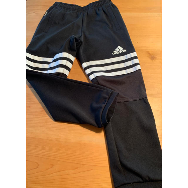 adidas(アディダス)のアディダス　ジャージーパンツ キッズ/ベビー/マタニティのキッズ服女の子用(90cm~)(パンツ/スパッツ)の商品写真