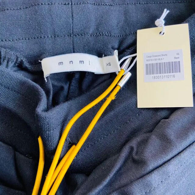 日本未発売 mnml ミニマル XS カーゴドローコードショーツ ブラック メンズのパンツ(その他)の商品写真