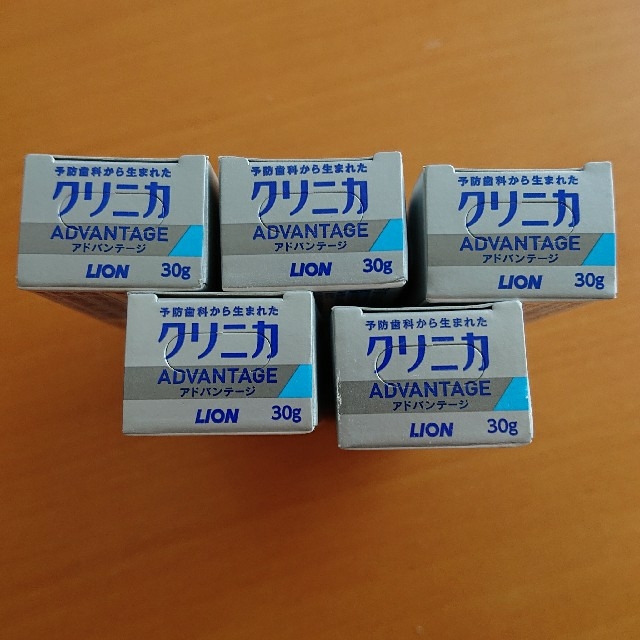 LION(ライオン)のクリニカ 歯磨き粉 30g 5本セット コスメ/美容のオーラルケア(歯磨き粉)の商品写真