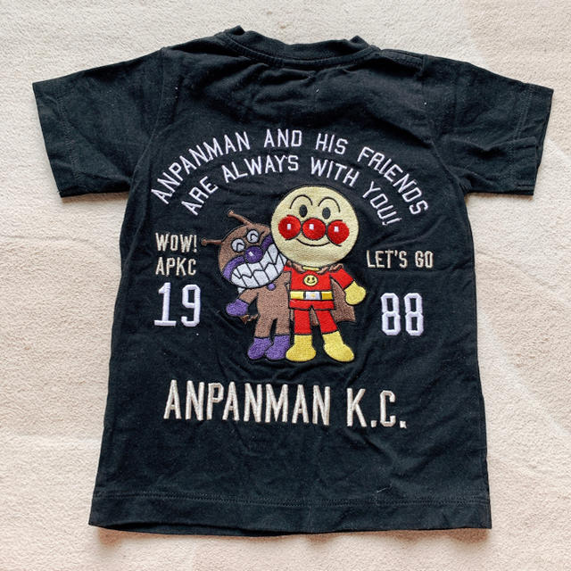 アンパンマン ミュージアム公式Tシャツ　90サイズ キッズ/ベビー/マタニティのキッズ服男の子用(90cm~)(Tシャツ/カットソー)の商品写真