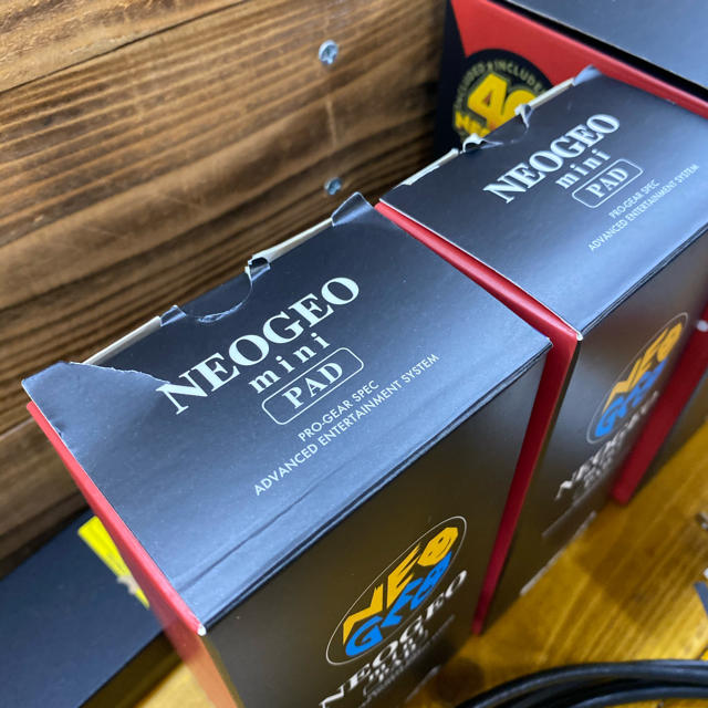 NEOGEO(ネオジオ)のNEOGEOmini☆ネオジオミニセット エンタメ/ホビーのゲームソフト/ゲーム機本体(家庭用ゲーム機本体)の商品写真