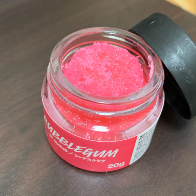 LUSH(ラッシュ)のLUSH リップスクラブ コスメ/美容のスキンケア/基礎化粧品(リップケア/リップクリーム)の商品写真