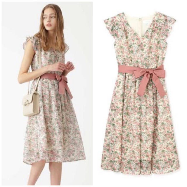 JILLSTUART(ジルスチュアート)の☆新品☆31900円☆ジルスチュアート☆花柄ワンピース☆ レディースのワンピース(ロングワンピース/マキシワンピース)の商品写真