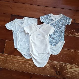 プチバトー(PETIT BATEAU)のPETIT BATEAU プチバトー 半袖ボディー3枚セット 6m(肌着/下着)