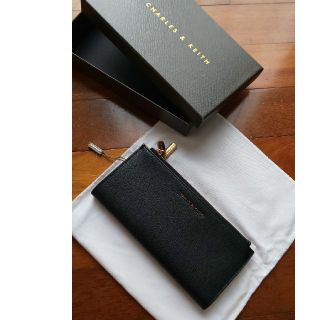 チャールズアンドキース(Charles and Keith)のロングウォレット 箱あり CHARLES&KEITH 長財布 レディース 美品(財布)