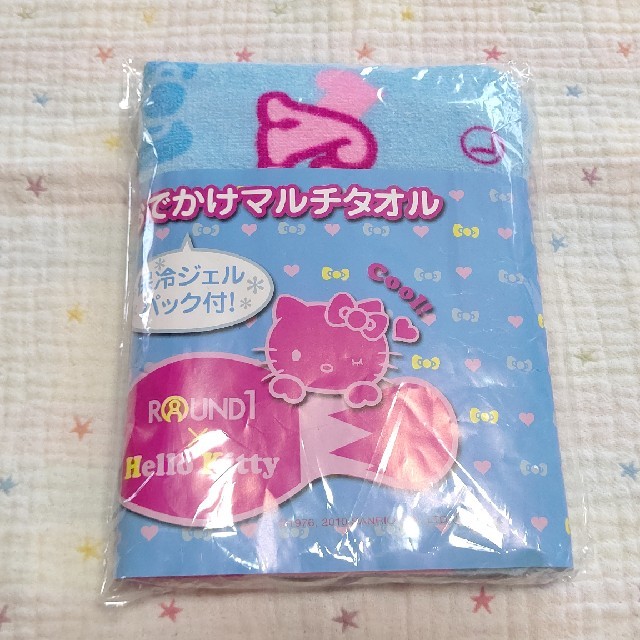 ハローキティ(ハローキティ)の【ハローキティ】ラウンドワンコラボ おでかけマルチタオル インテリア/住まい/日用品の日用品/生活雑貨/旅行(タオル/バス用品)の商品写真