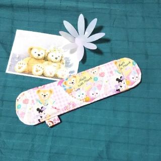 水筒肩紐カバー☆ダッフィーと仲間たち☆ハンドメイド(外出用品)