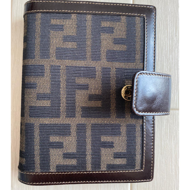 FENDI - FENDI 手帳カバー ズッカ柄の通販 by Persimmon fruit