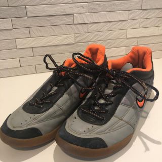 ナイキ(NIKE)のナイキ　スニーカー　フットサルシューズ　25.5cm(シューズ)