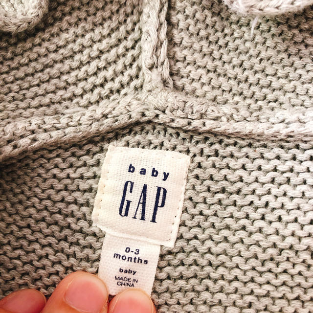 babyGAP(ベビーギャップ)のベビーGAP カーディガン  キッズ/ベビー/マタニティのベビー服(~85cm)(カーディガン/ボレロ)の商品写真