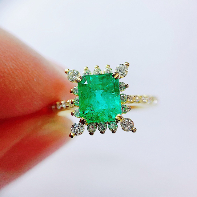 最新品得価 ★1.57ct★✨エメラルド&0.40ctダイヤモンド K18リング指輪 12号の通販 by dpジュエリー★年末大セール中✨|ラクマ 新作得価