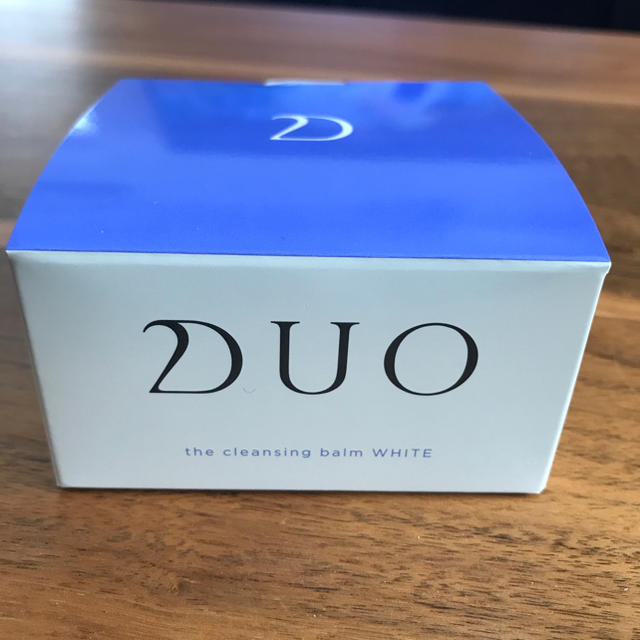 「DUO(デュオ) ザ クレンジングバーム ホワイト(90g) コスメ/美容のスキンケア/基礎化粧品(クレンジング/メイク落とし)の商品写真