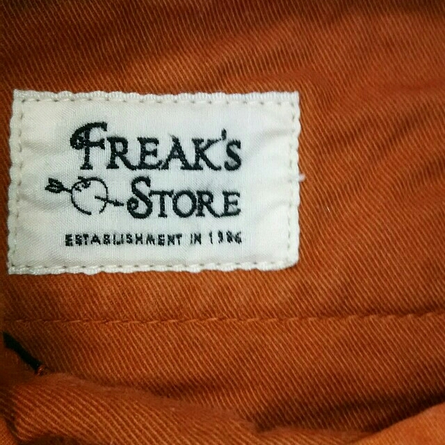 FREAK'S STORE(フリークスストア)のテラコッタカラー パンツ レディースのパンツ(カジュアルパンツ)の商品写真