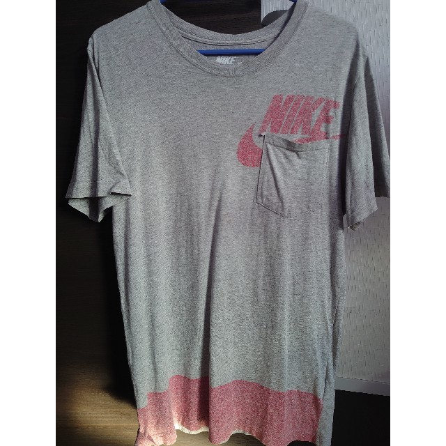 NIKE(ナイキ)のNIKE　MEN'SＴシャツ　Mサイズ メンズのトップス(Tシャツ/カットソー(半袖/袖なし))の商品写真