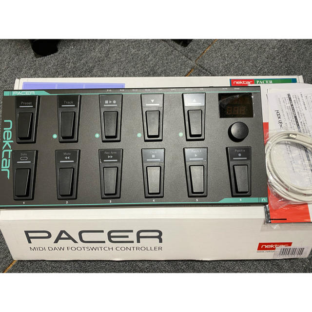 nektar　PACER 新品同様品 MIDIフットコントローラー 楽器のDTM/DAW(MIDIコントローラー)の商品写真