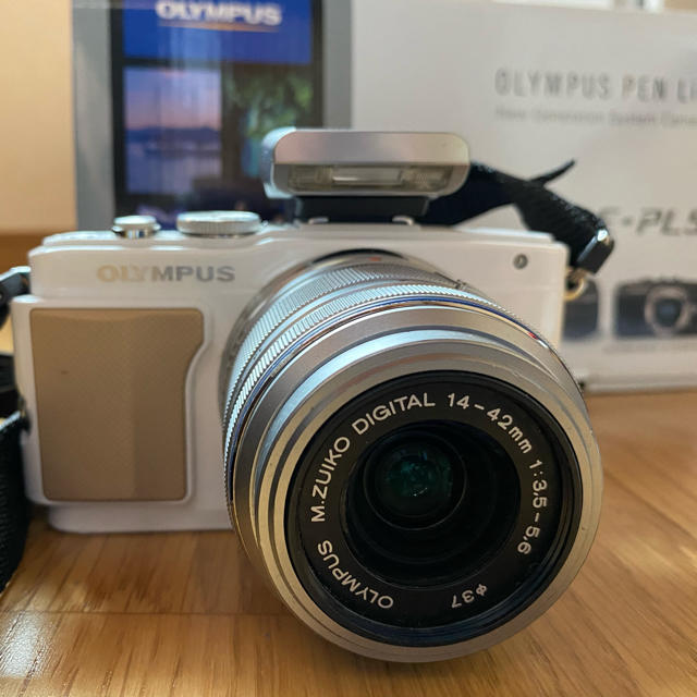 OLYMPUS E-PL5