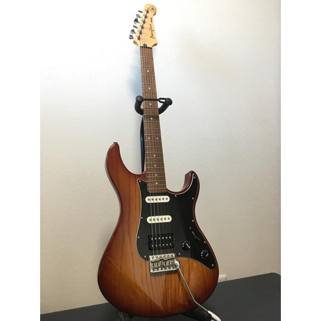 ヤマハ(ヤマハ)の最終価格　ヤマハ パシフィカ Fender Custom Shop製ピックアップ 楽器のギター(エレキギター)の商品写真
