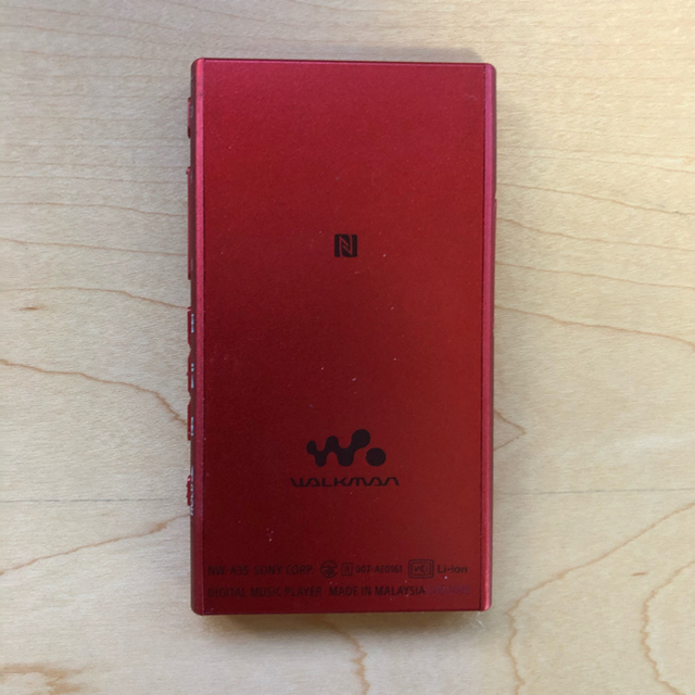 WALKMAN(ウォークマン)のwalkman NW-A35(15GBのSDカード付属) スマホ/家電/カメラのオーディオ機器(ポータブルプレーヤー)の商品写真