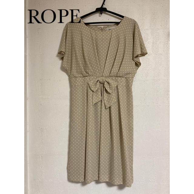 ROPE’(ロペ)のロペ ベージュドットワンピース　38 レディースのワンピース(ひざ丈ワンピース)の商品写真